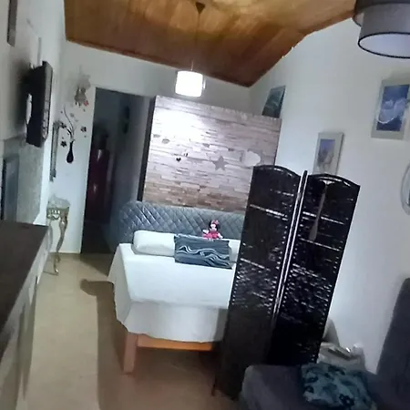 Acharavi Stone Daisy